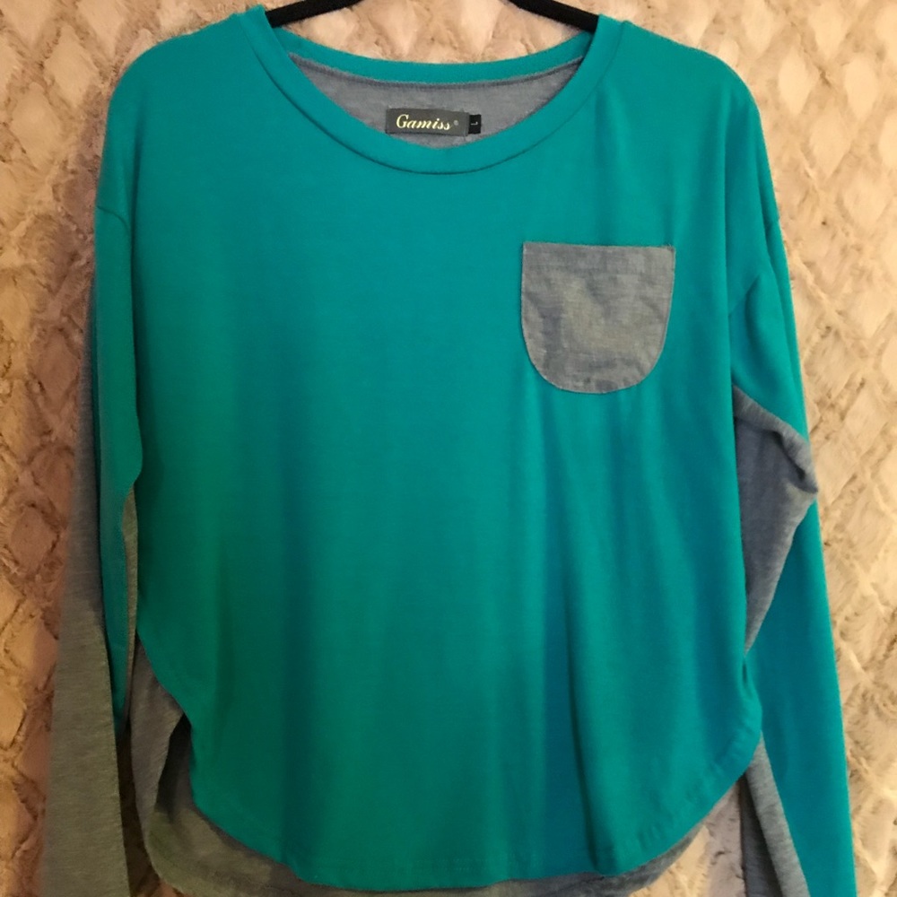 Gamiss Top in great condition